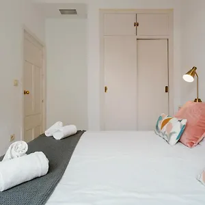 Appartement Bright And Cozy-1bd 1bth & 2bd 1bth- La Giralda, Séville